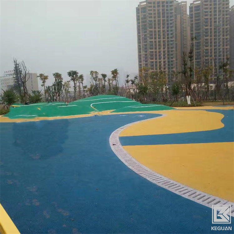 �Ĵ��ɶ� ͸ˮ��ƺ��/͸ˮ��ƺͿ������-���Ƴ��̹�Ӧ����������186_0280_5638����͸ˮ��ƺ����һ�־���͸ˮ���ܵĵ�ƺ���ϣ��ܹ�ʹ��ˮֱ����͸�����£����ٵ����ˮ�����⣬����ͨ��ƺ���򲻾߱���һ���ԡ���ô͸ˮ��ƺ�����ͨ��ƺ������Щ�����أ�