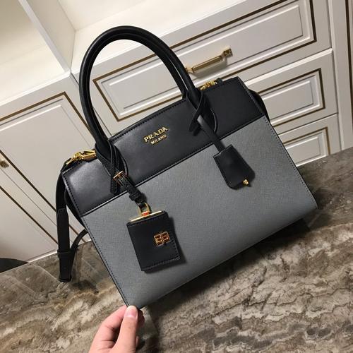 1�������Ʒ��ó���޹�˾�������Ʒ��ó���޹�˾�ķ�����ܣ������Ʒ��ó���޹�˾�Ի����������������ƽ���ʯ���ݳ�ƷΪ��Ӫҵ������һ��������ݳ�Ʒ����ƽ̨��רҵ�ļ����ŶӺ����ƵĻ��շ�����ϵ����������